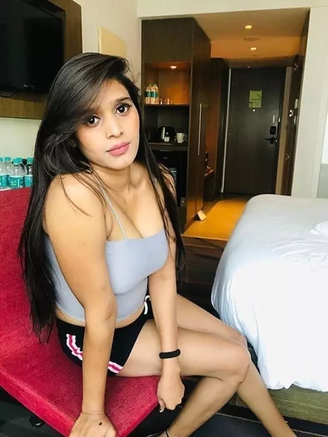 कॉल गर्ल्स सर्विस  नैनीताल